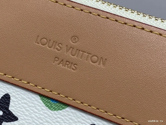 WIS SOUPLE-32*21*8CM VOYAGE LOUIS POCHETTE VUITTON 0319